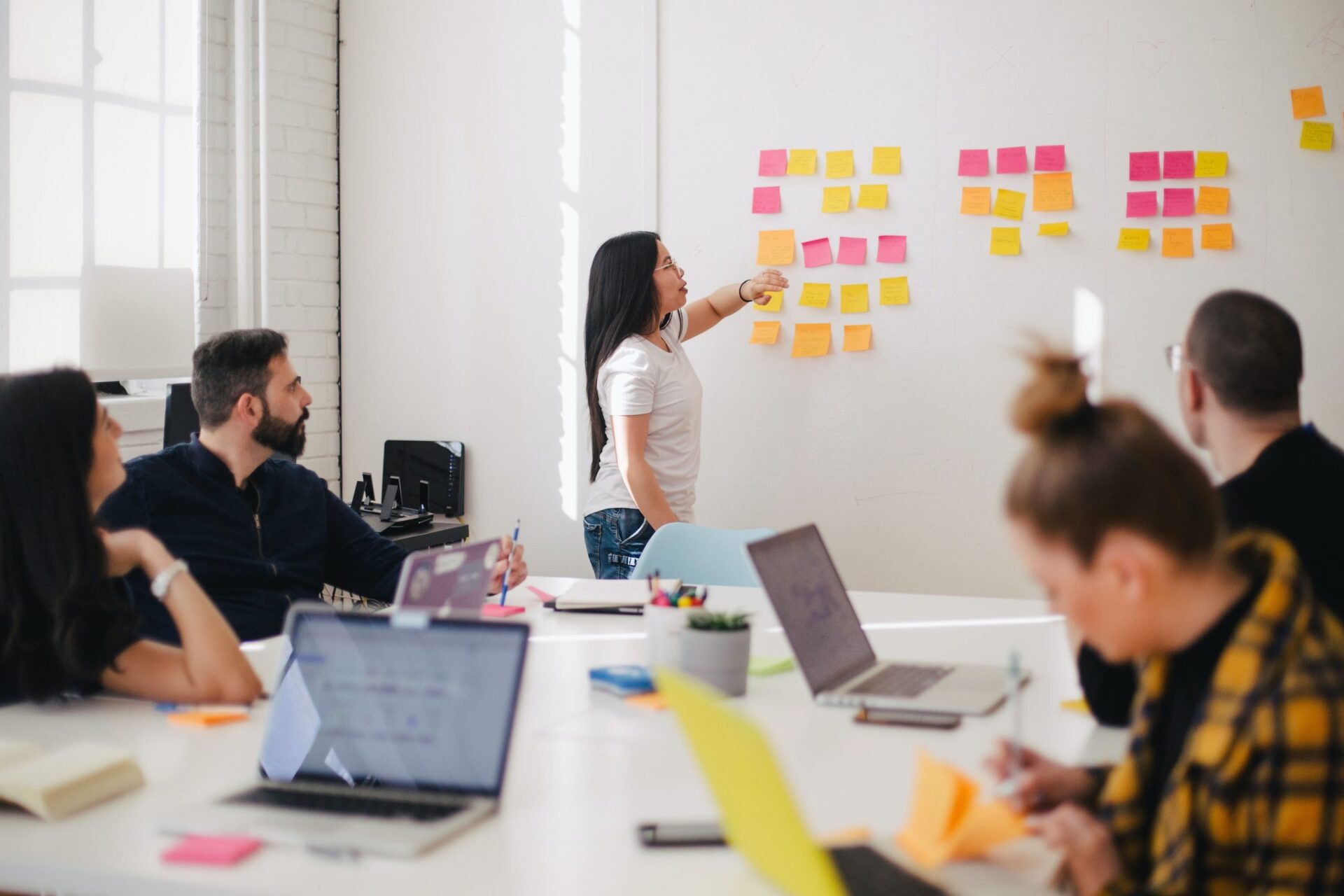 Irish Employers Navigate Hybrid Work Policies Amidst Shifting Preferences