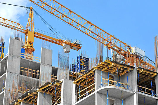 Irish Residential Construction Activity Contracts for 17th Consecutive Month, Threatening Government's Home Completion Targets